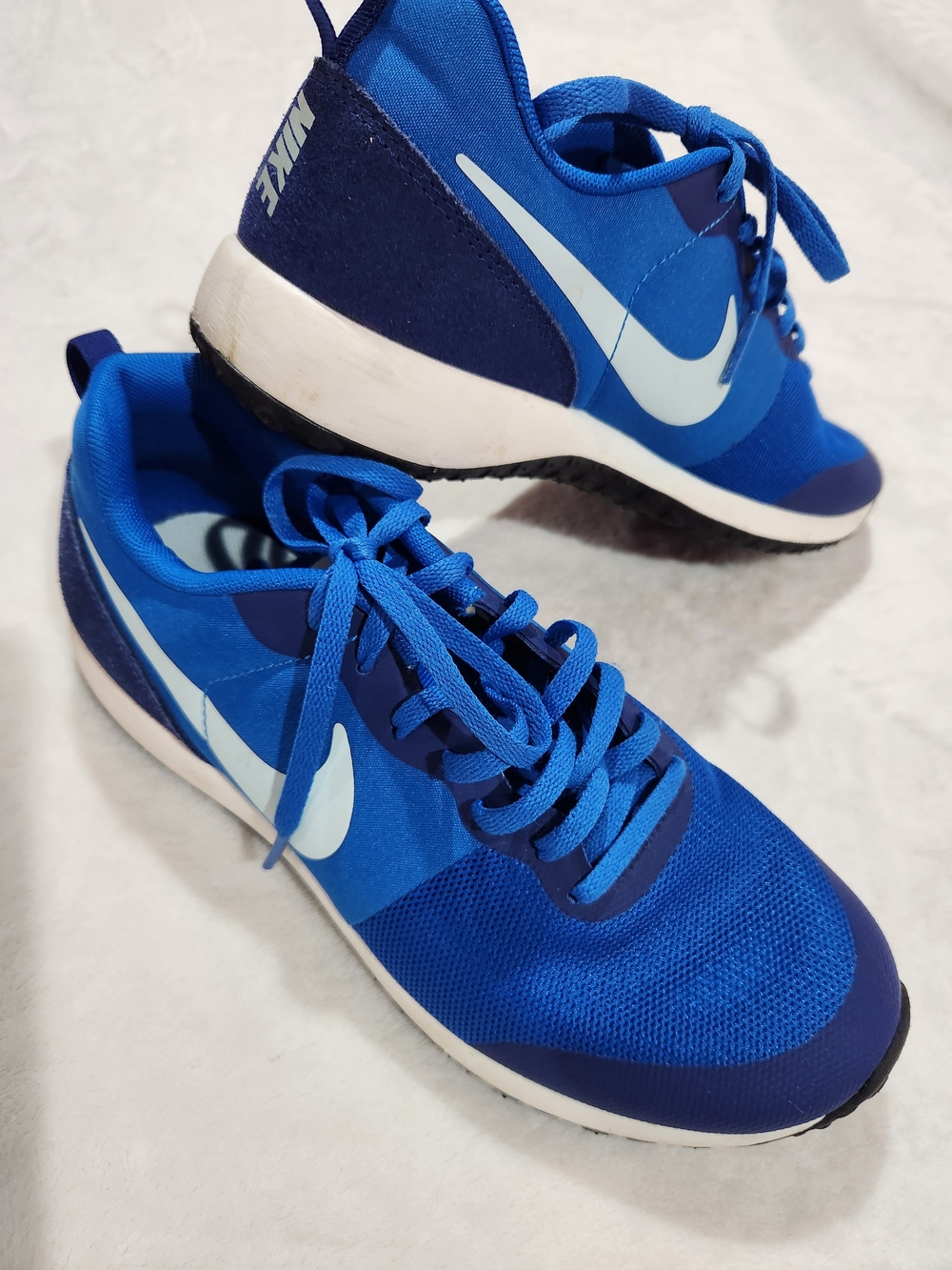 Nike Elite Shinsen Women's Blue Sneakers, Size 8
